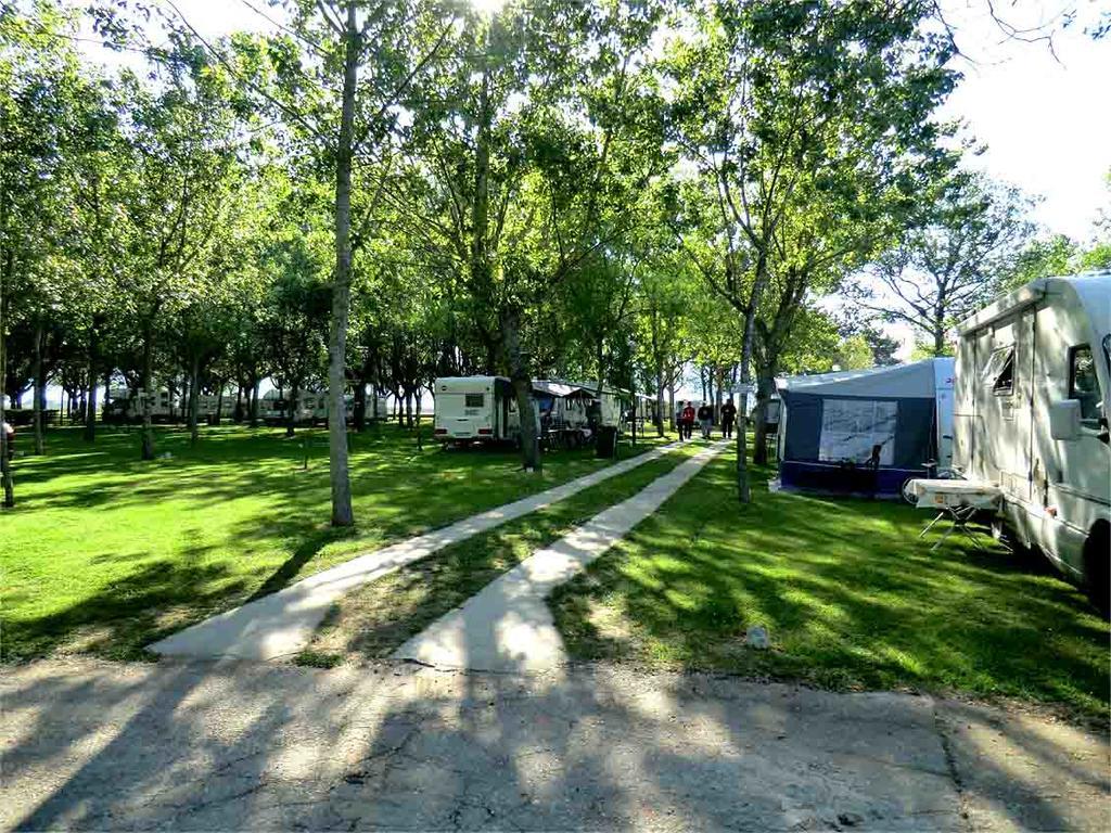 Camping Santa Tecla 아 과르다 외부 사진